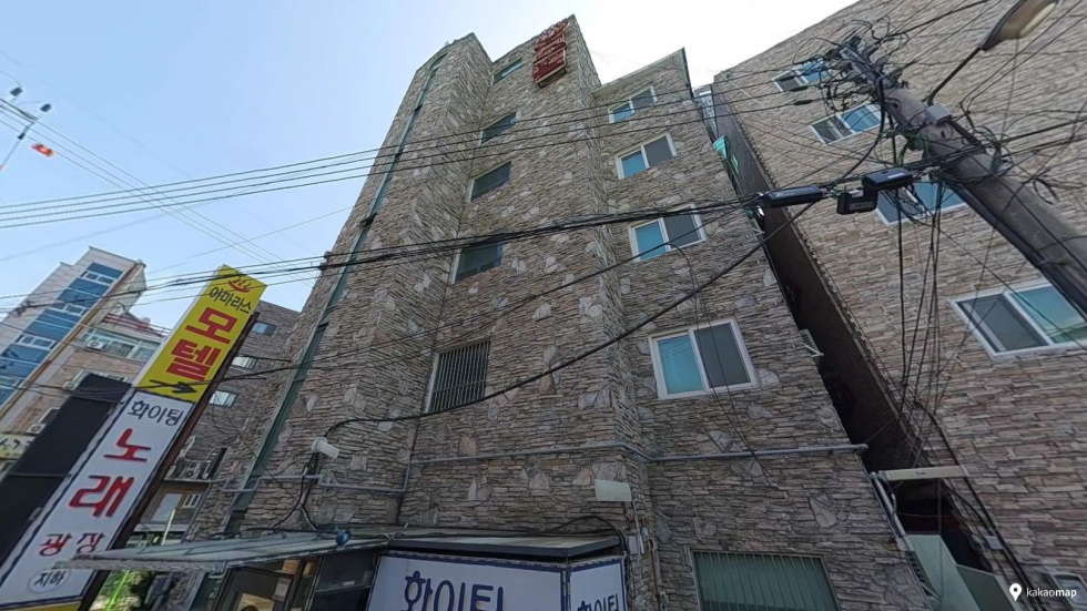 경기 화성만세구 송산면 사강리 객실 28개+지하 상가 (명도 및 직접운영 가능) 매매 매물번호 14559 사진 1