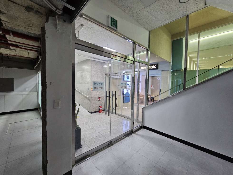 서울 마포구 서교동 홍대 대로변, 젊음이 모이는 성공 상권 월세 매물번호 20423 사진 7