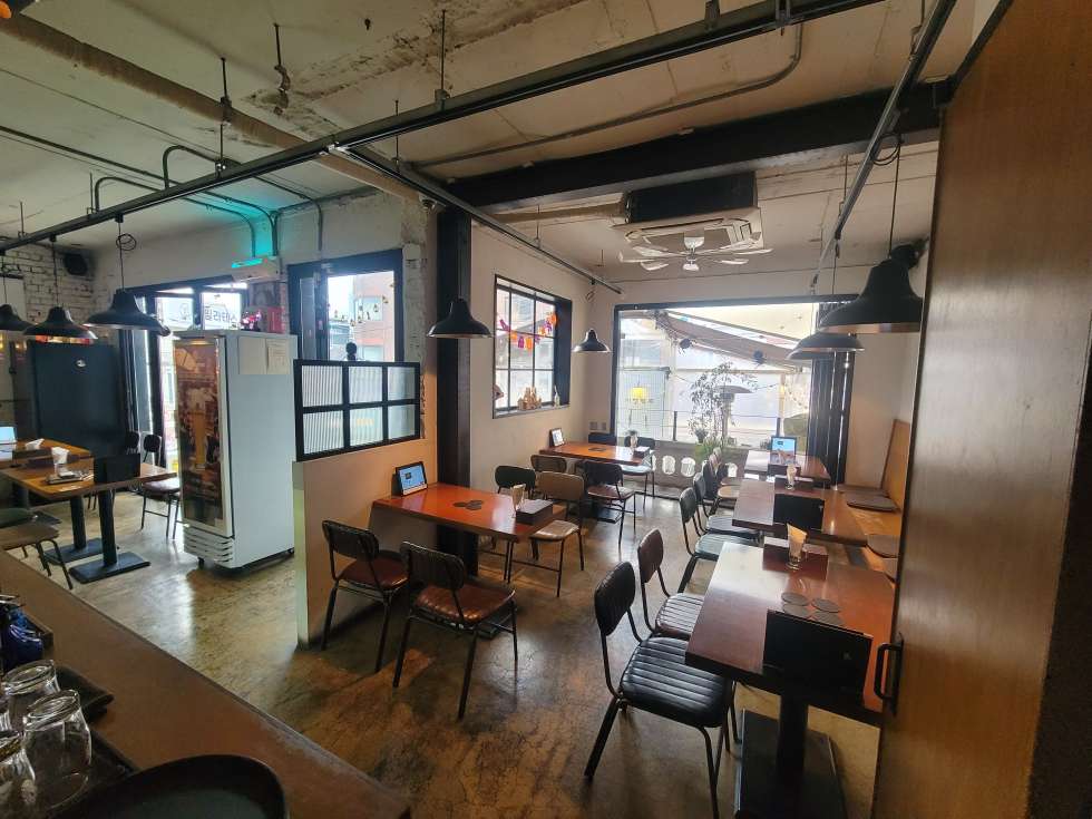 서울 마포구 망원동 망원시장 메인거리, 2층테라스사용 가능한상가 월세 매물번호 21308 사진 5