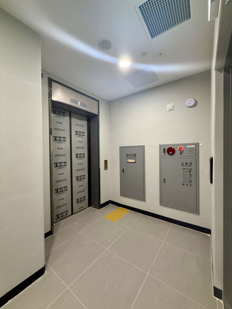 서울 강남구 역삼동 두산위브파빌리온역삼동 지상보다 더 쾌적한 지하상가_B107 월세 매물번호 21719 사진 3