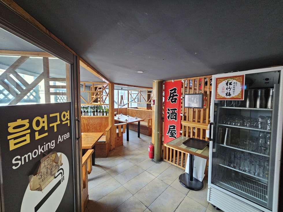서울 서대문구 창천동 신촌 먹자골목 핵심 요지! 신촌에서 보기 드문 독보적 복층 구조의 감각적 공간 월세 매물번호 20841 사진 12