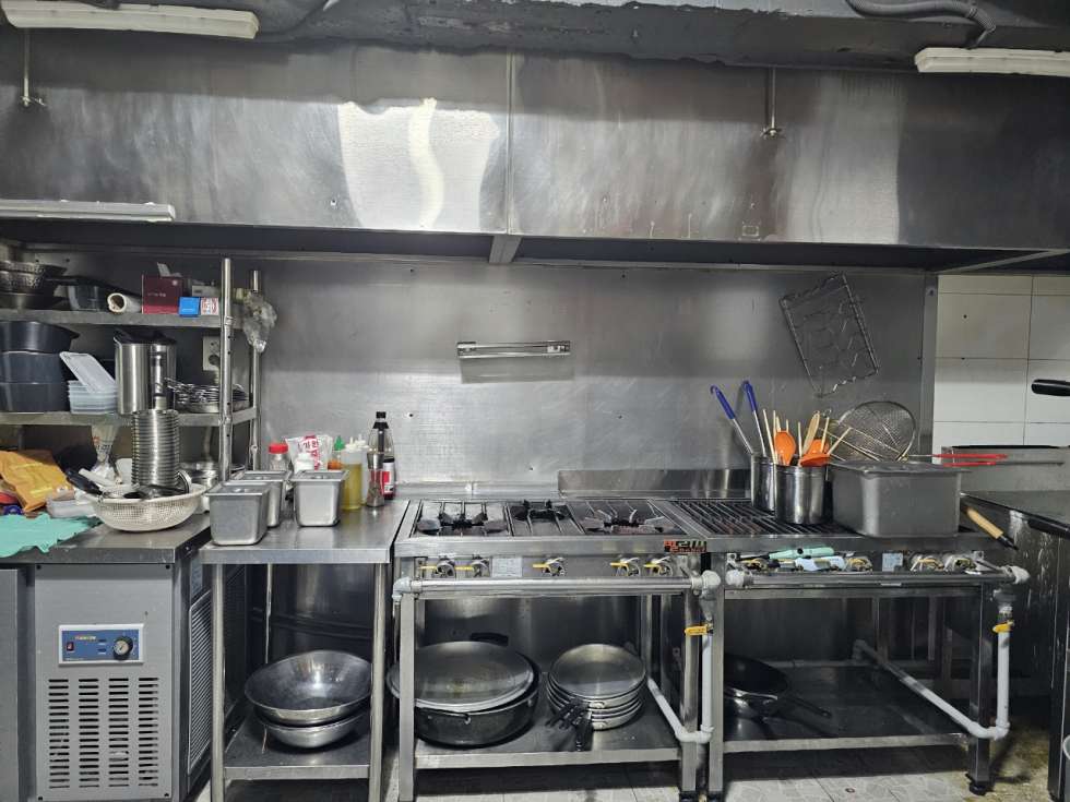 서울 서대문구 창천동 힙한 감성과 아늑함이 공존하는 이면 도로 핵심 요지 월세 매물번호 20771 사진 4