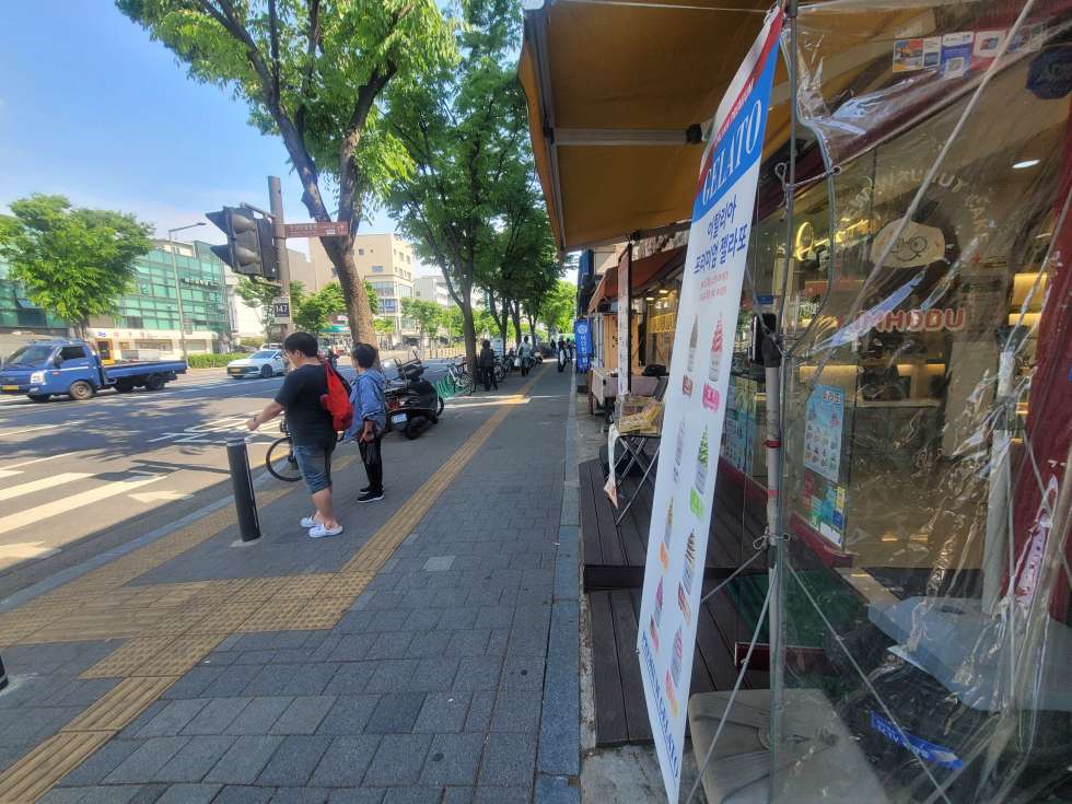 서울 마포구 망원동 마포구청역 역세권 대로변 1층상가 월세 매물번호 22310 사진 3